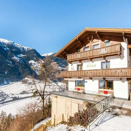With Wonderful Views Holiday home Hainzenberg