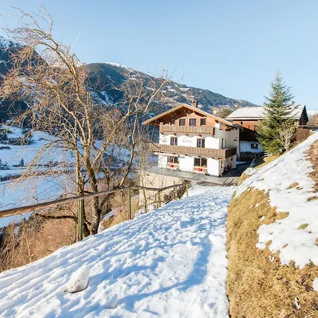 In Near Slopes Tatil Evi